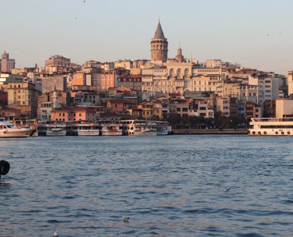 В гостях в Туреччині, Стамбул, турецький чай